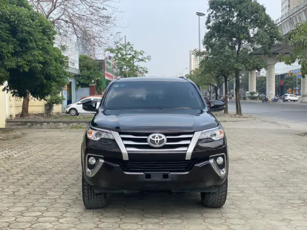 Fortuner 2.4G 4×2 MT - Biển HN